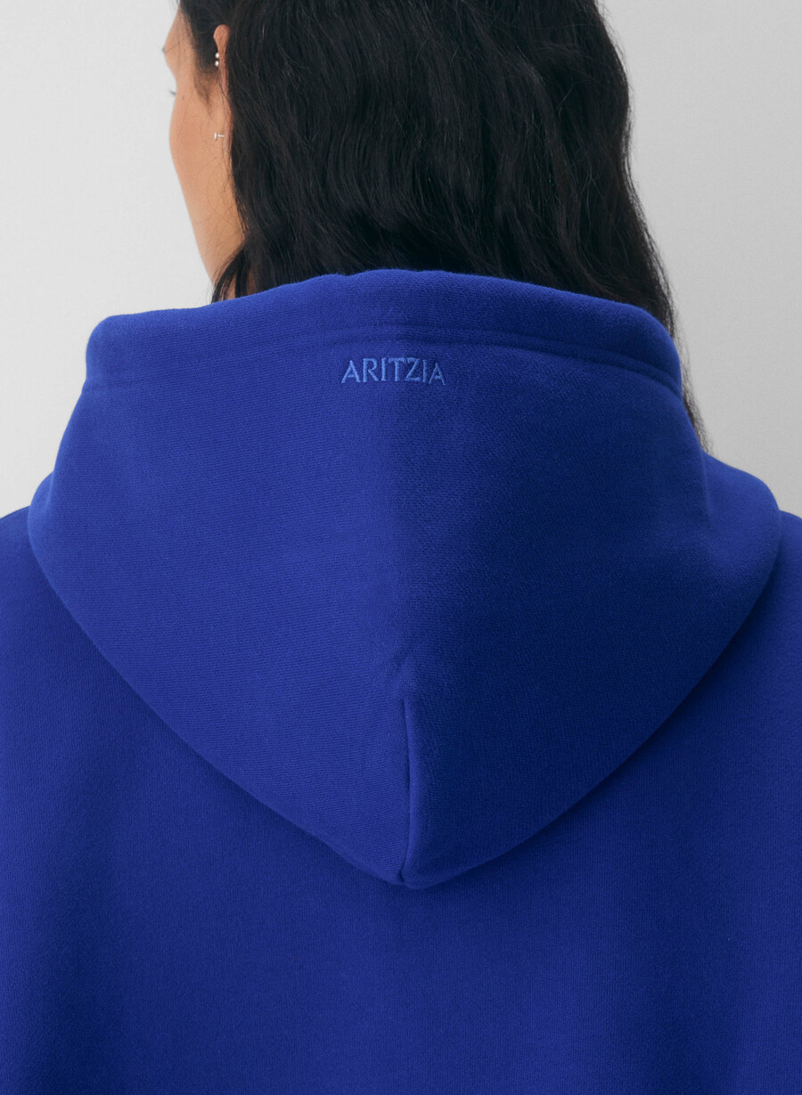 kuscheliger fleece-hoodie mit mega-reißverschluss in flammenblau
