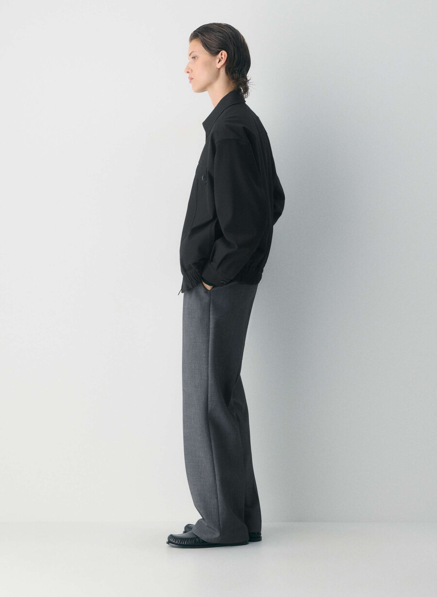 telegraph bomber - reessential light black