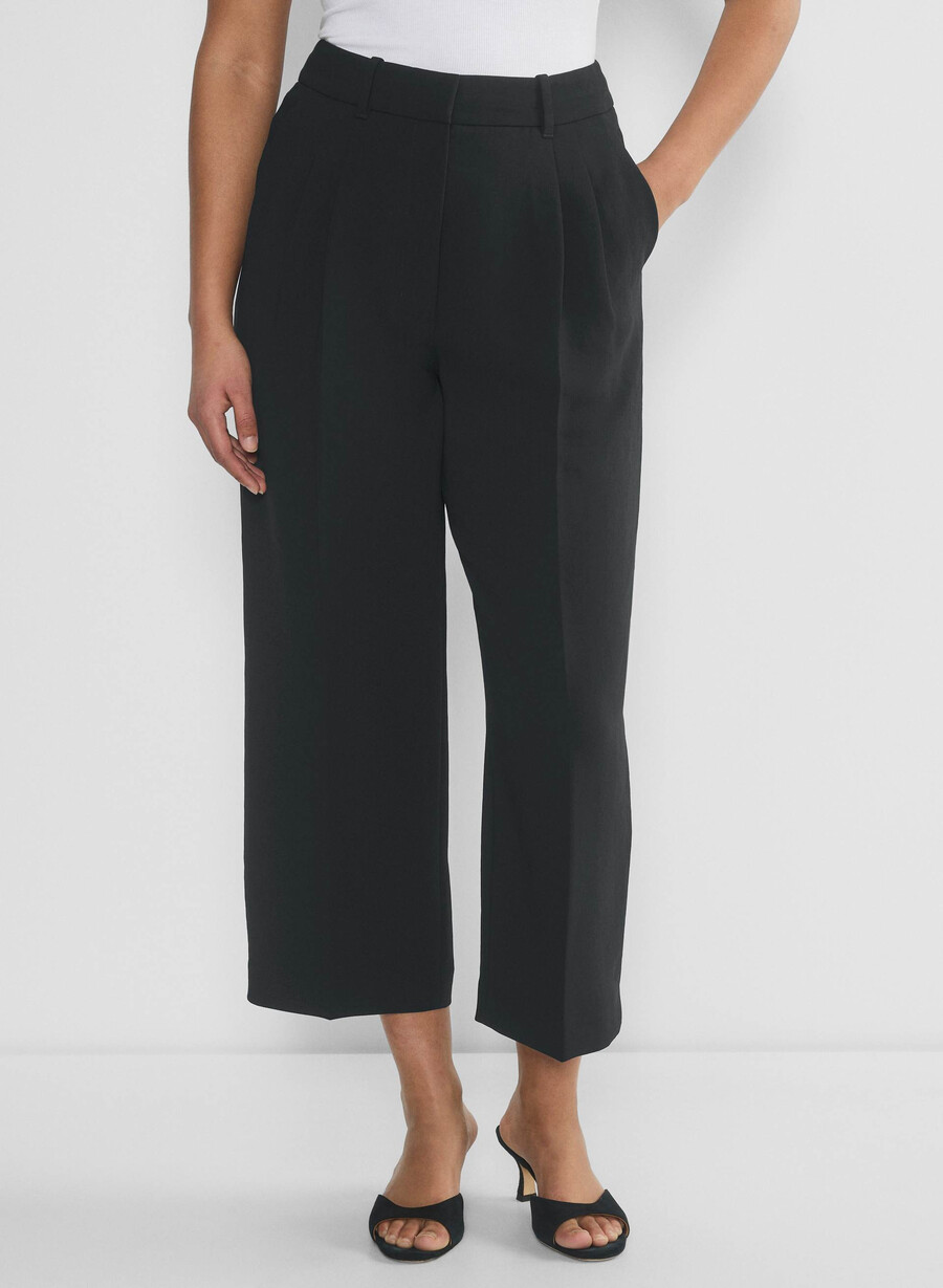 die mühelose hose curve-fit cropped - crepette schwarz