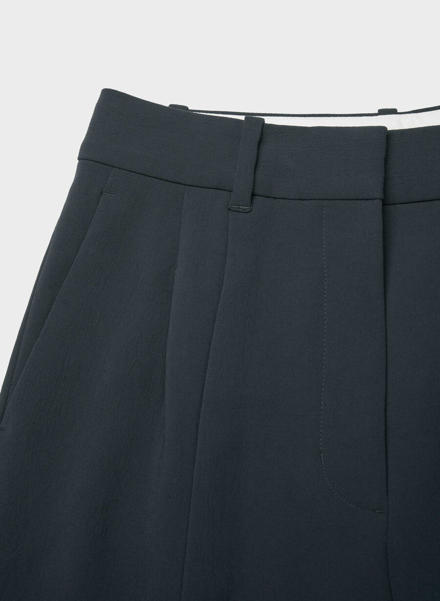 die mühelose hose curve-fit cropped - crepette dunkelnacht marineblau