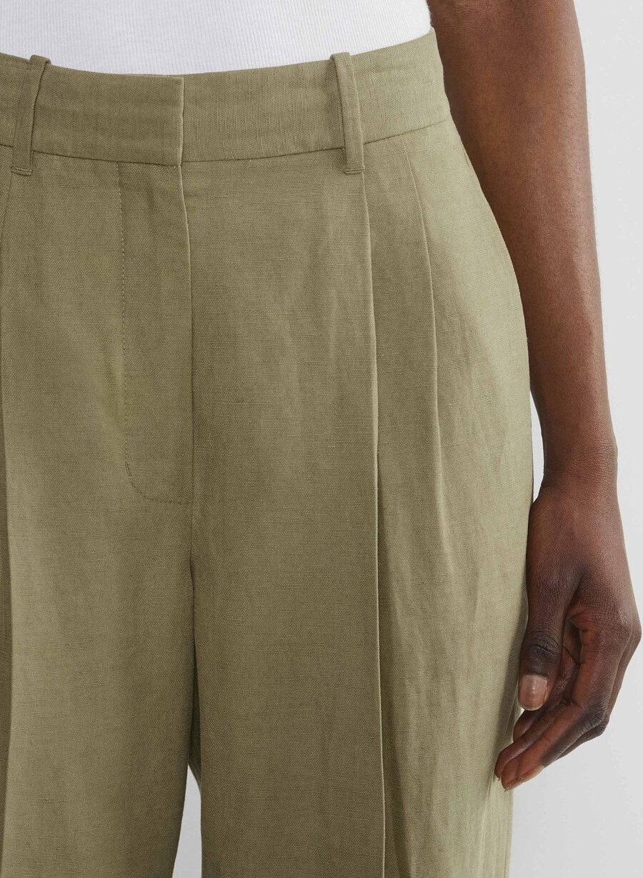 die mühelose hose curve-fit - cruiselinen sundried olive