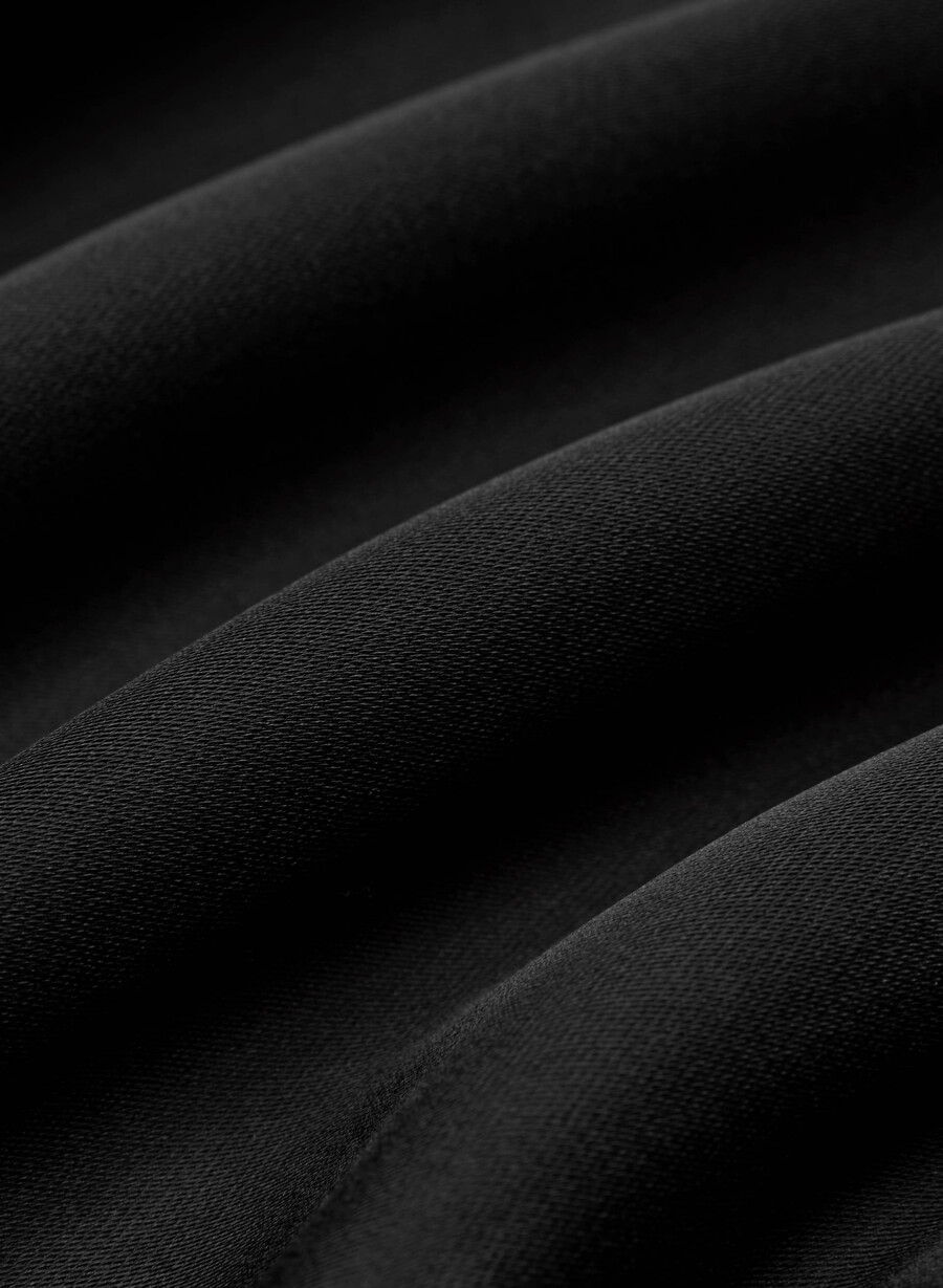 exklusives satinkleid schwarz