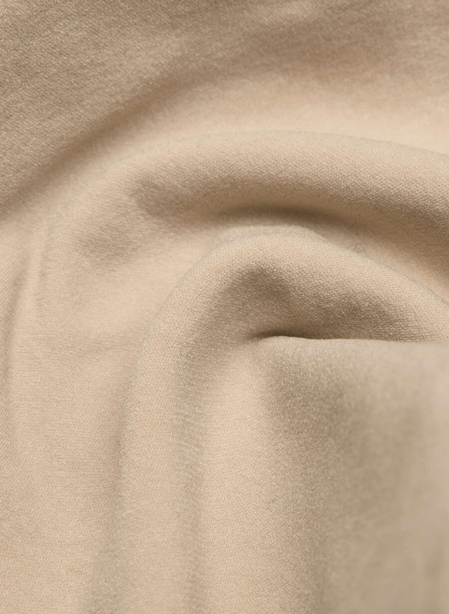 shapeenhance string-body mit tiefem rückenausschnitt farbe soft tan