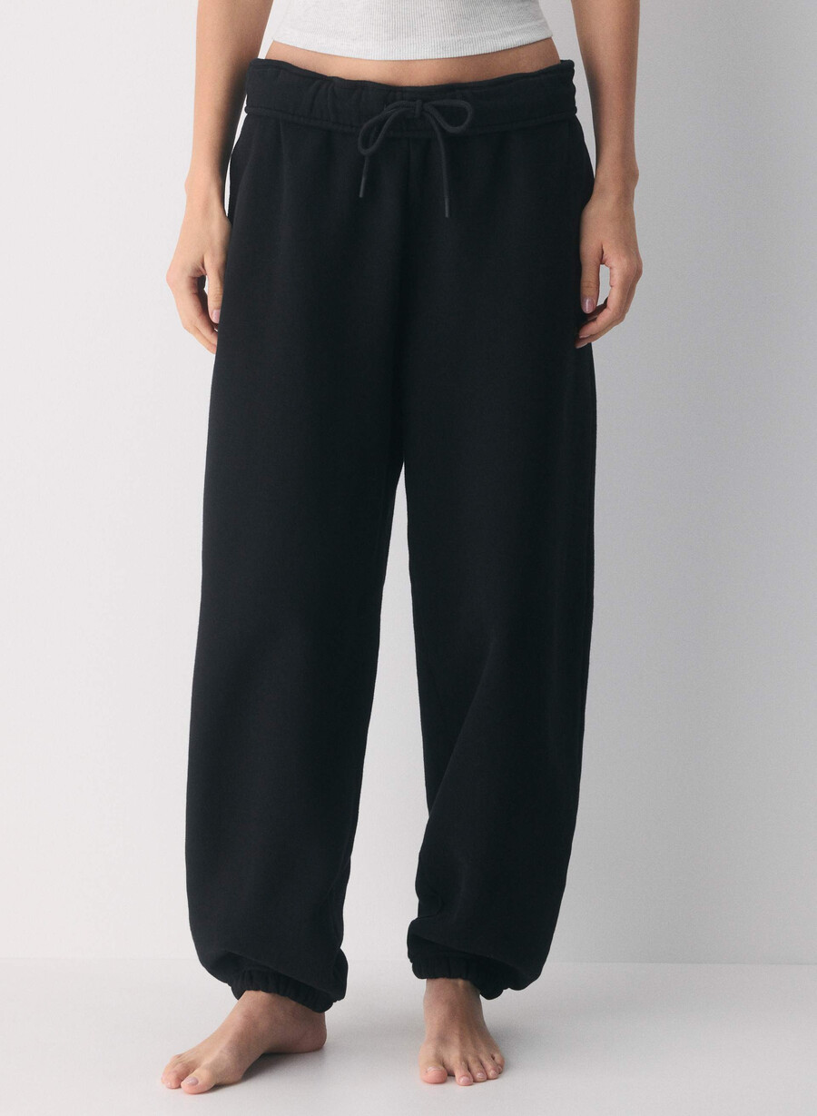 gemütliche sweatfleece-jogginghose mit mega-umschlag weit geschnitten schwarz