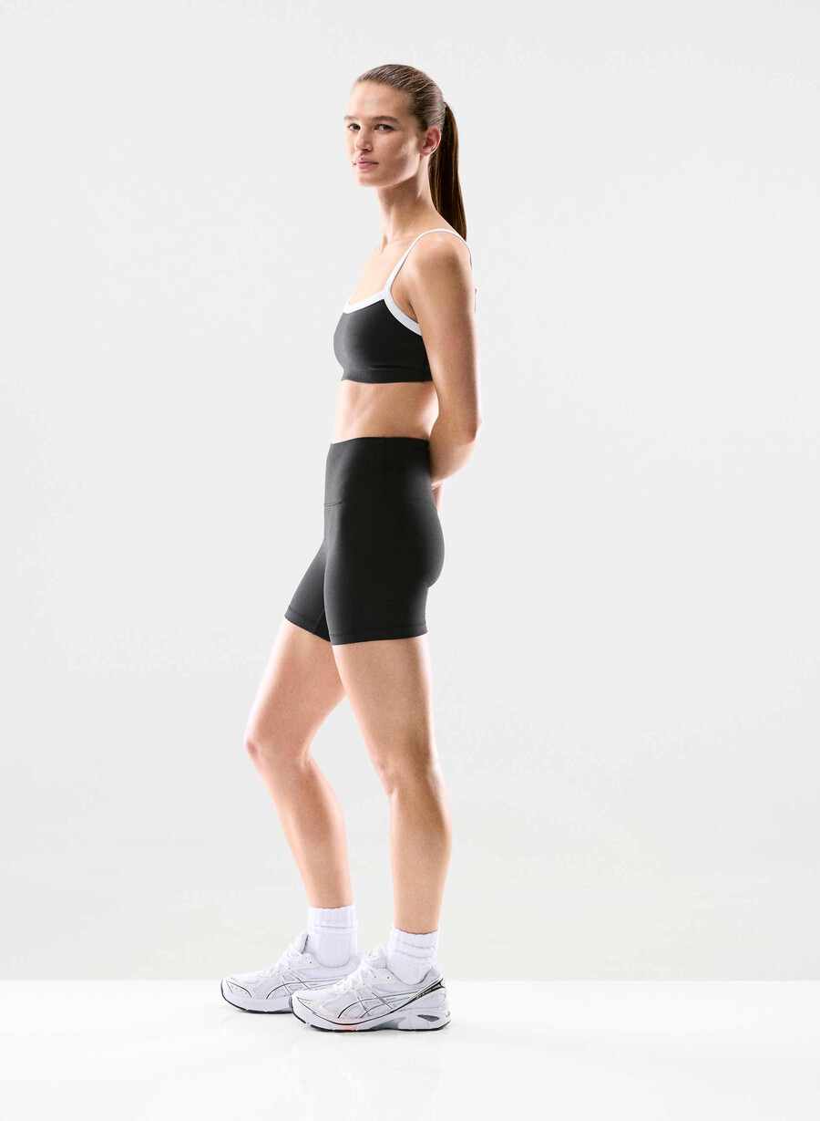 butter cheeky infinite hi-rise 5 short black