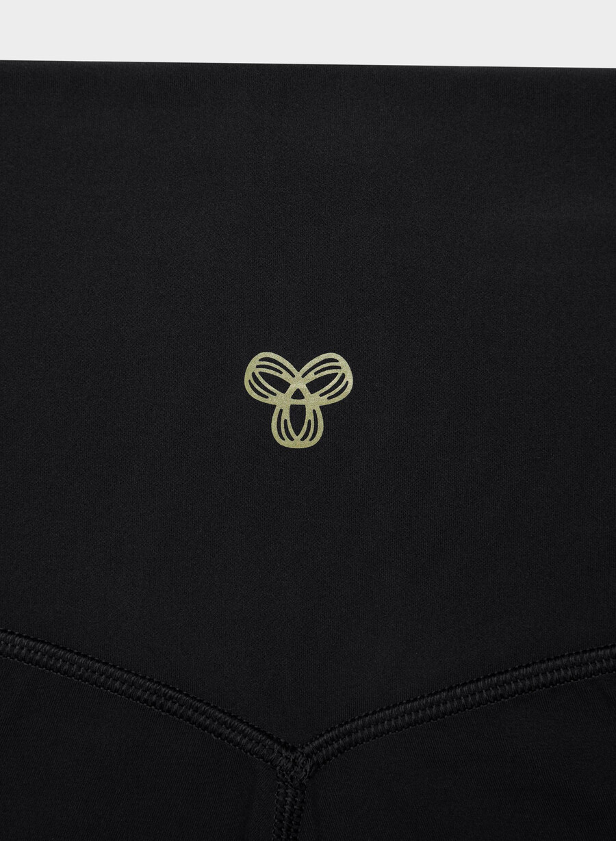butter cheeky infinite hi-rise 5 short black