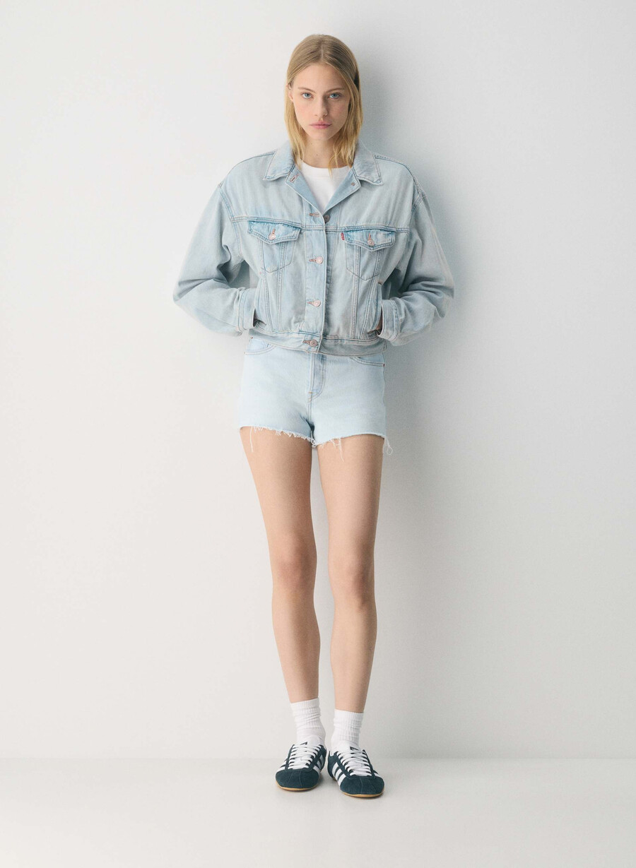 levis shrunken 90s trucker jacket luxury trip