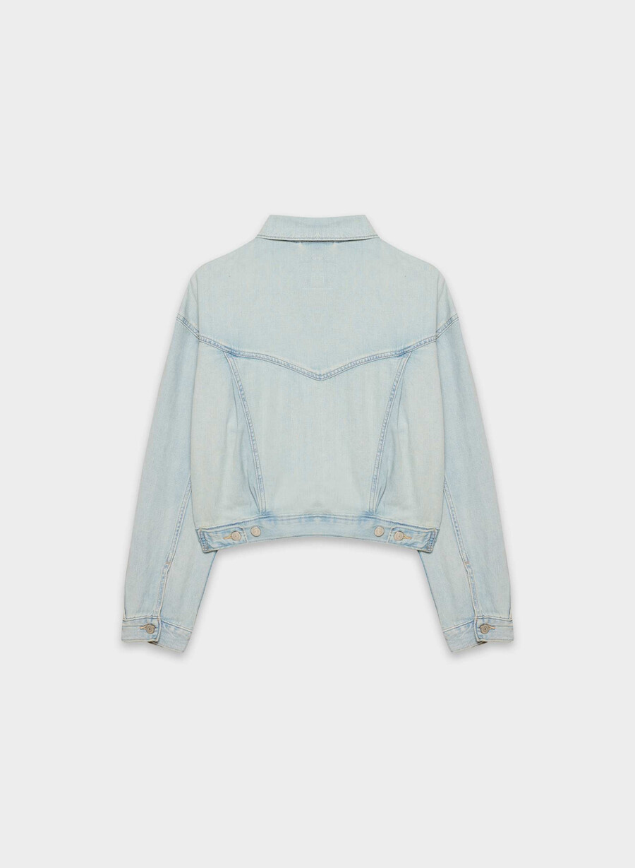 levis shrunken 90s trucker jacket luxury trip