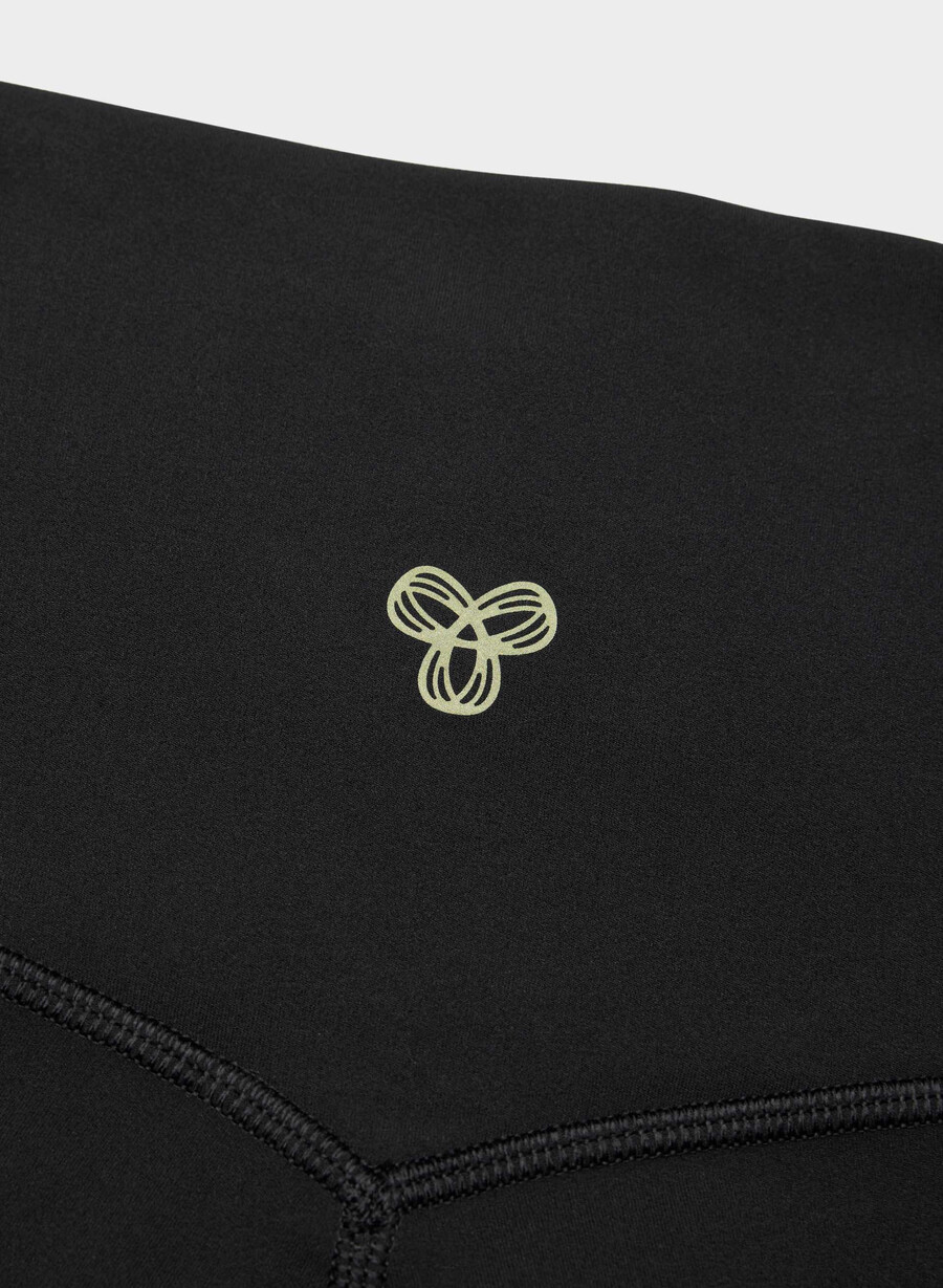 butter cheeky hi-rise 15 short black