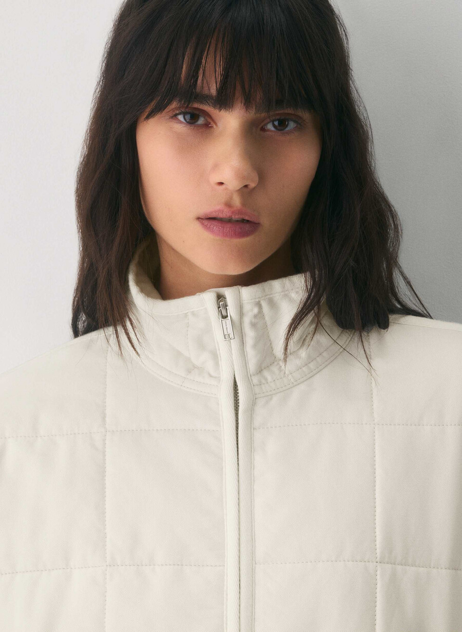 remote jacket light birch