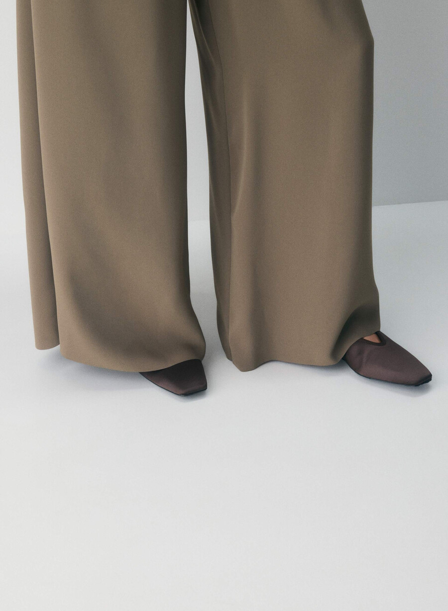 parker palazzo hose - studio drape cola taupe