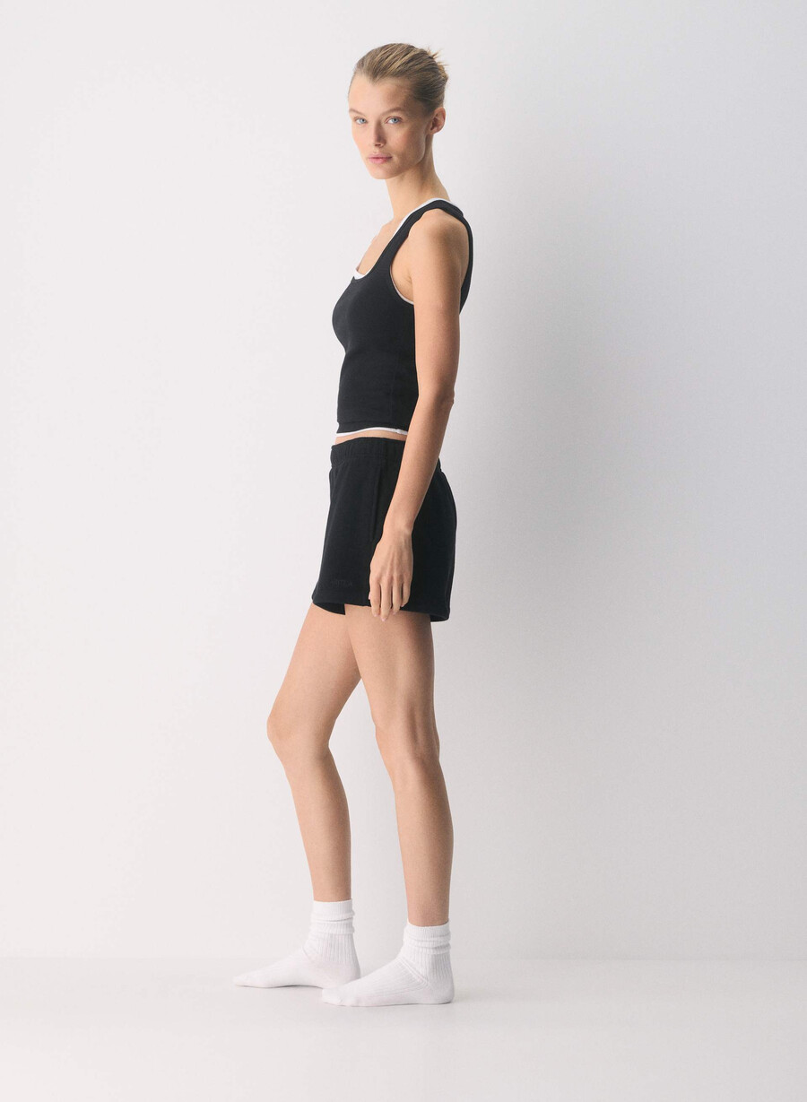 kuschelige fleece-minishorts mit hohem bund schwarz