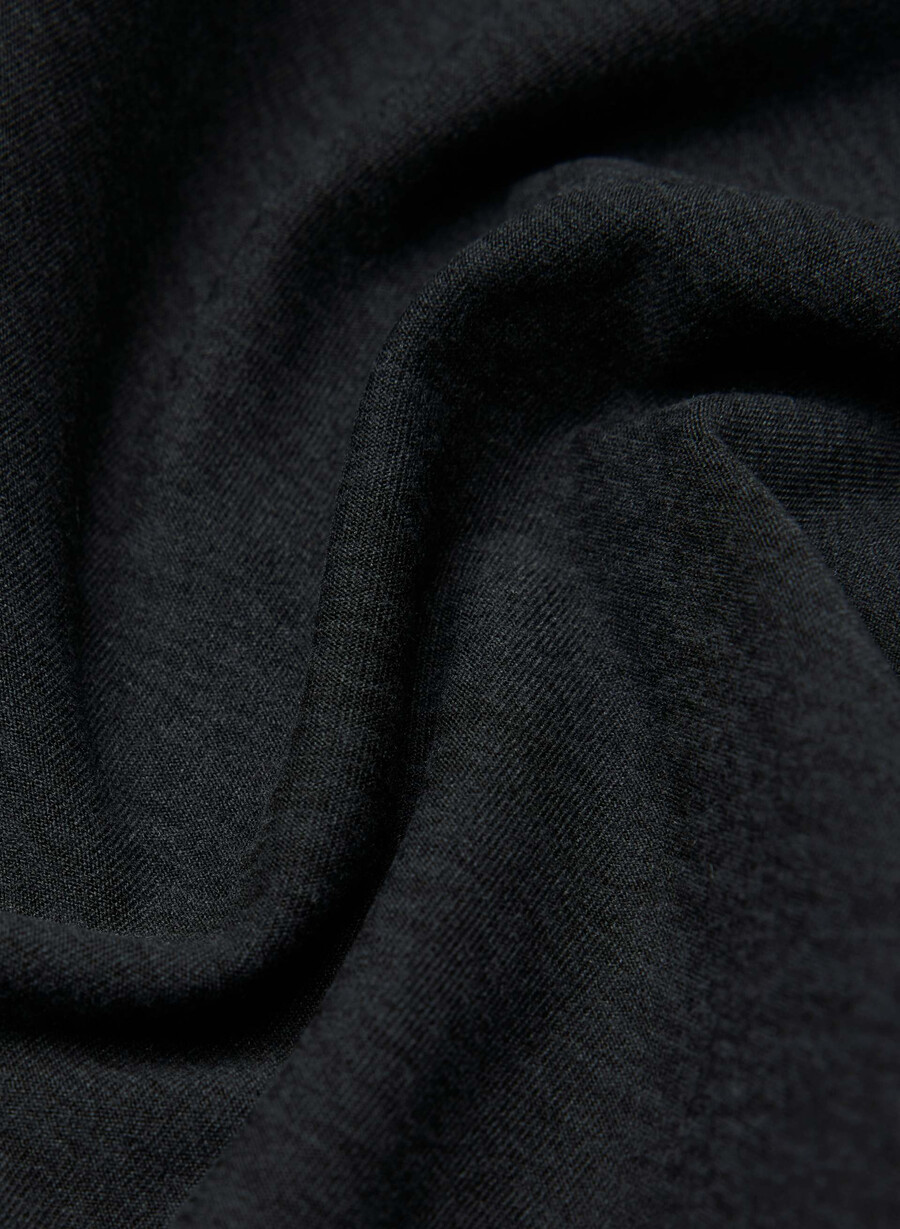 softwhip flawless hi-rise caprihose heather black