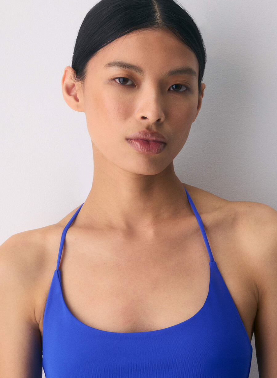 original contour grace neckholder-top in flammenblau