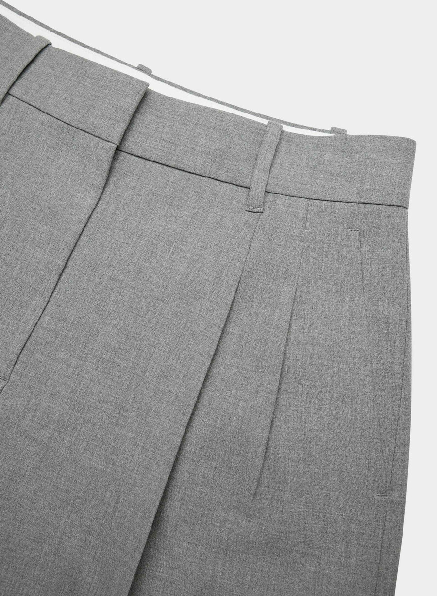 der mühelose mini-short - reessential light heather dark grey