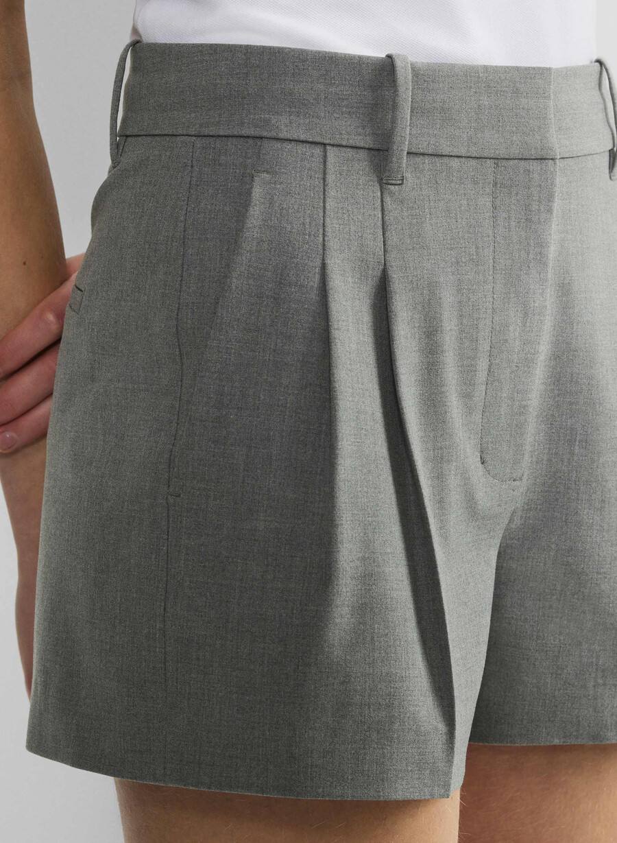 der mühelose mini-short - reessential light heather dark grey