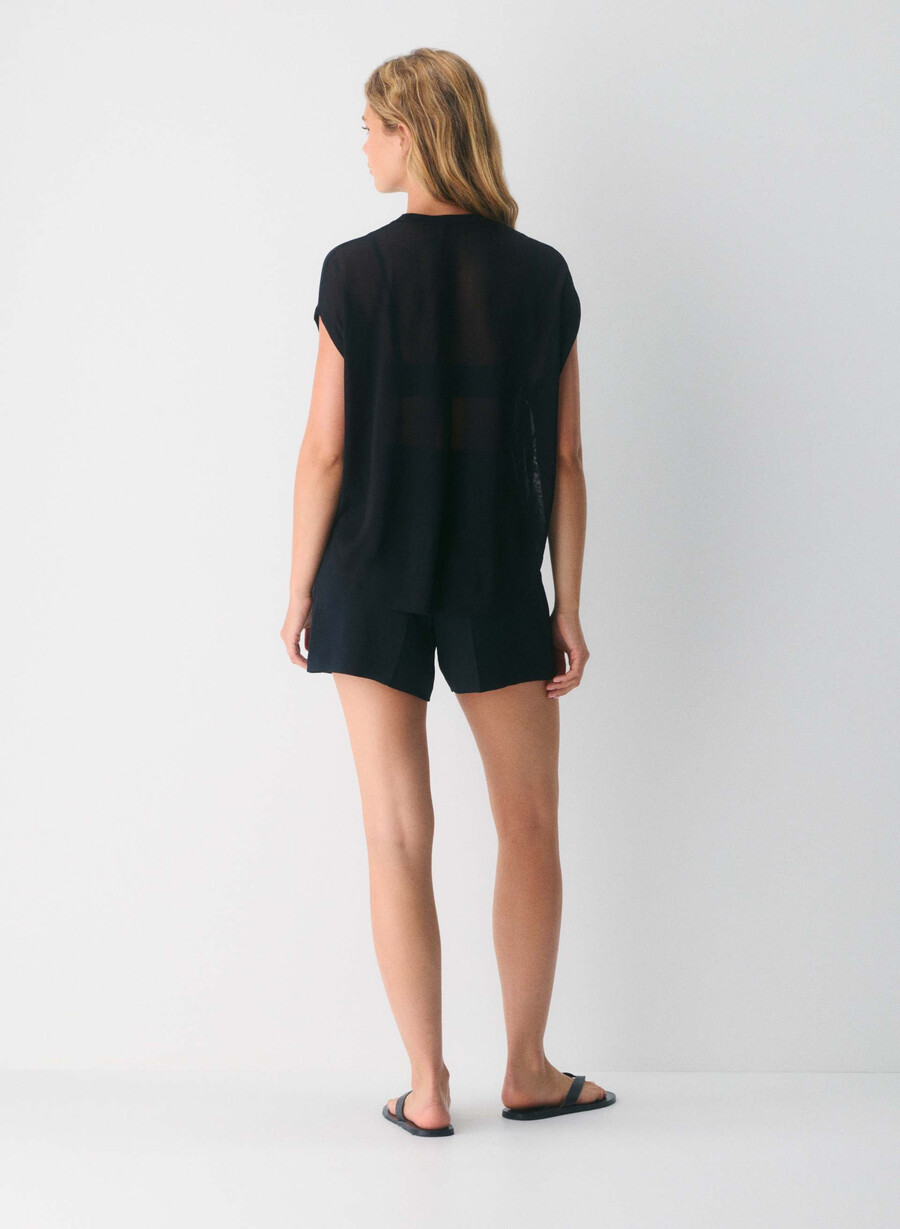 limitless short curve-fit mid-thigh - crepette schwarz