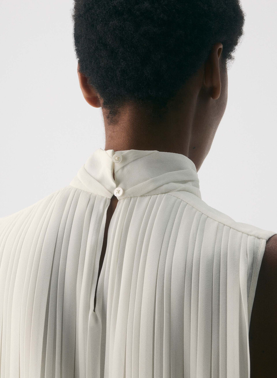 ezra top light birch