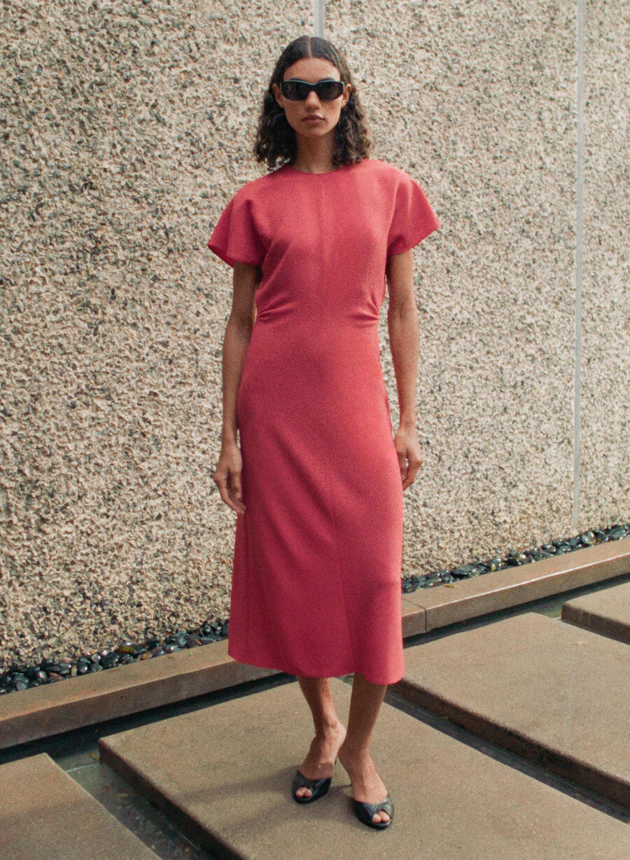 futuristisches kleid kirschrot