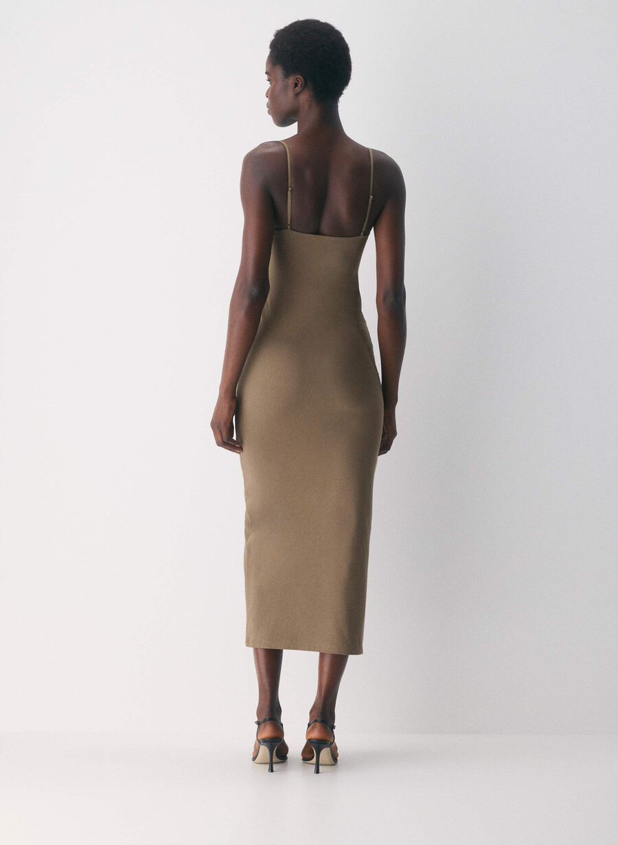 lässiges figurbetontes maxi-cami-kleid folio braun