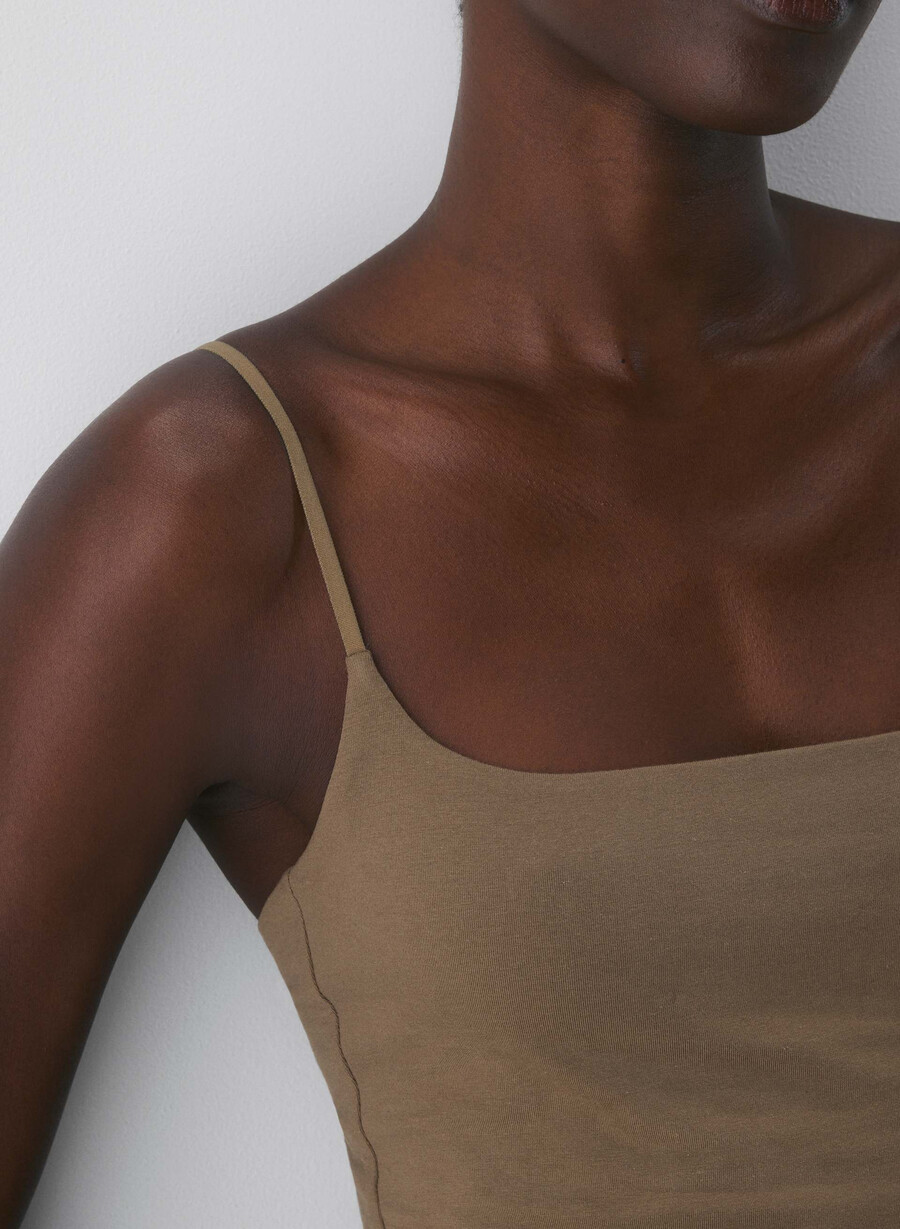 casual contour presence cami tank folio brown
