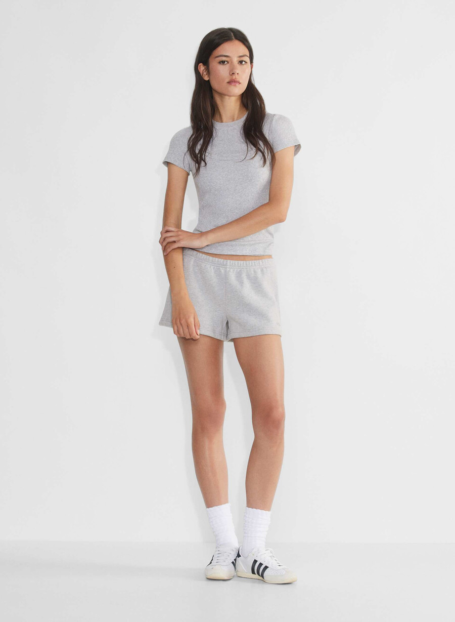 kuschelige sweatfleece boyfriend-minishorts mit niedrigem bund admiral