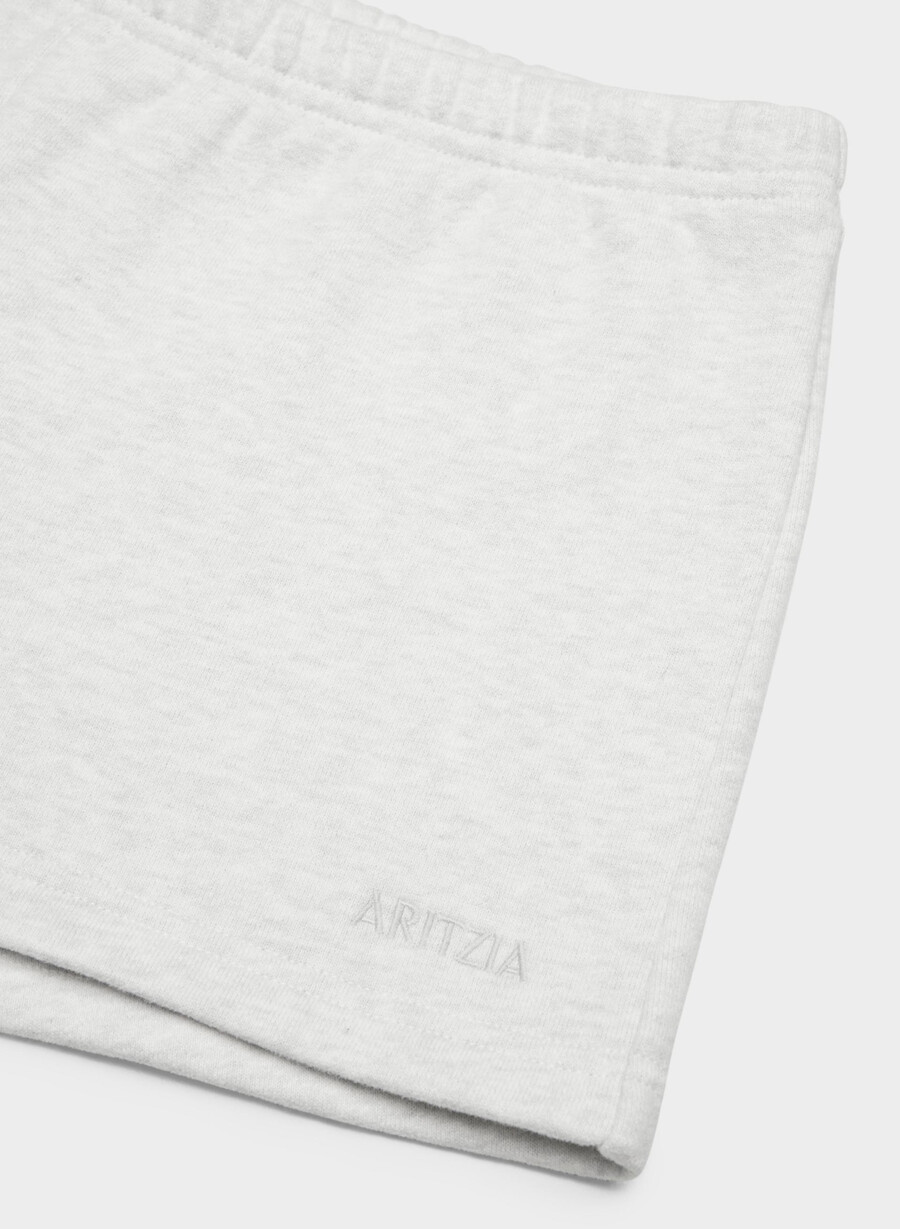 kuschelige boyfriend-mini-shorts aus sweatfleece mit niedrigem bund heather cloud white