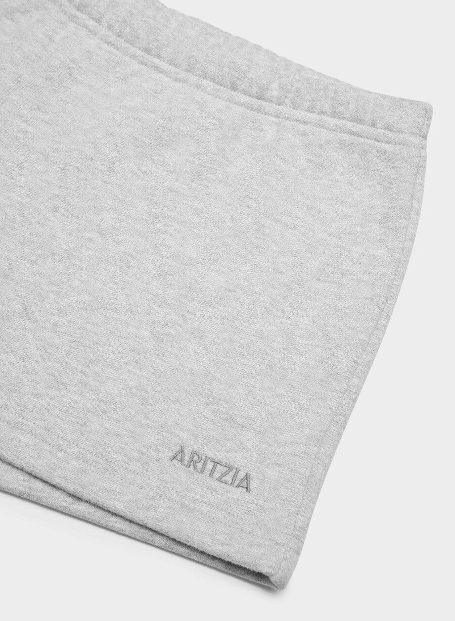 kuschelige boyfriend-mini-shorts aus sweatfleece mit niedrigem bund heather chrome