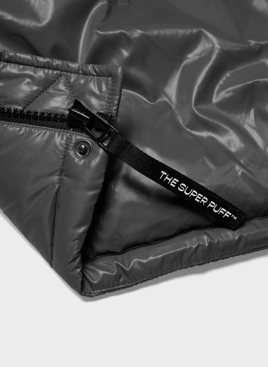 the super puff lang - hochglänzend kohlegrau