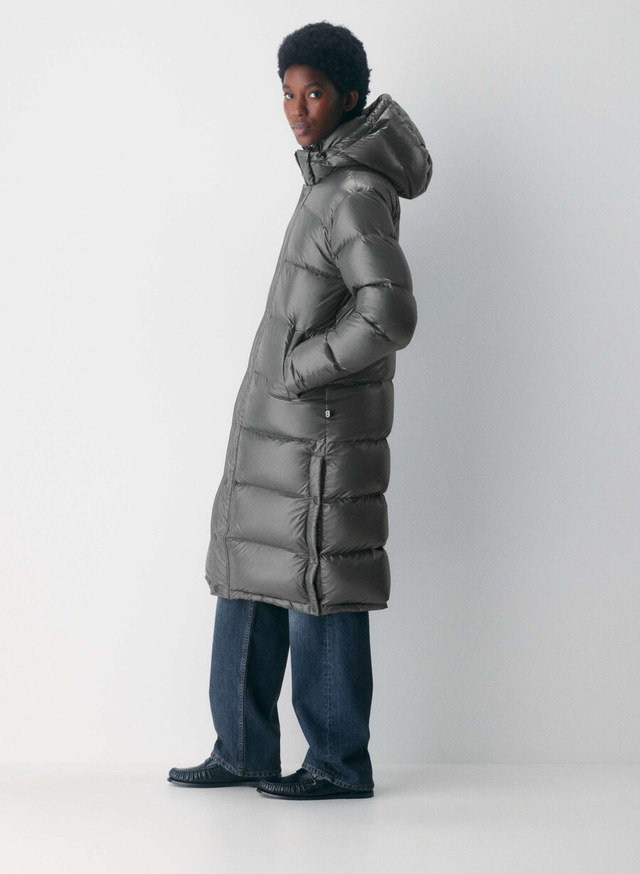 the super puff lang - hochglänzend kohlegrau