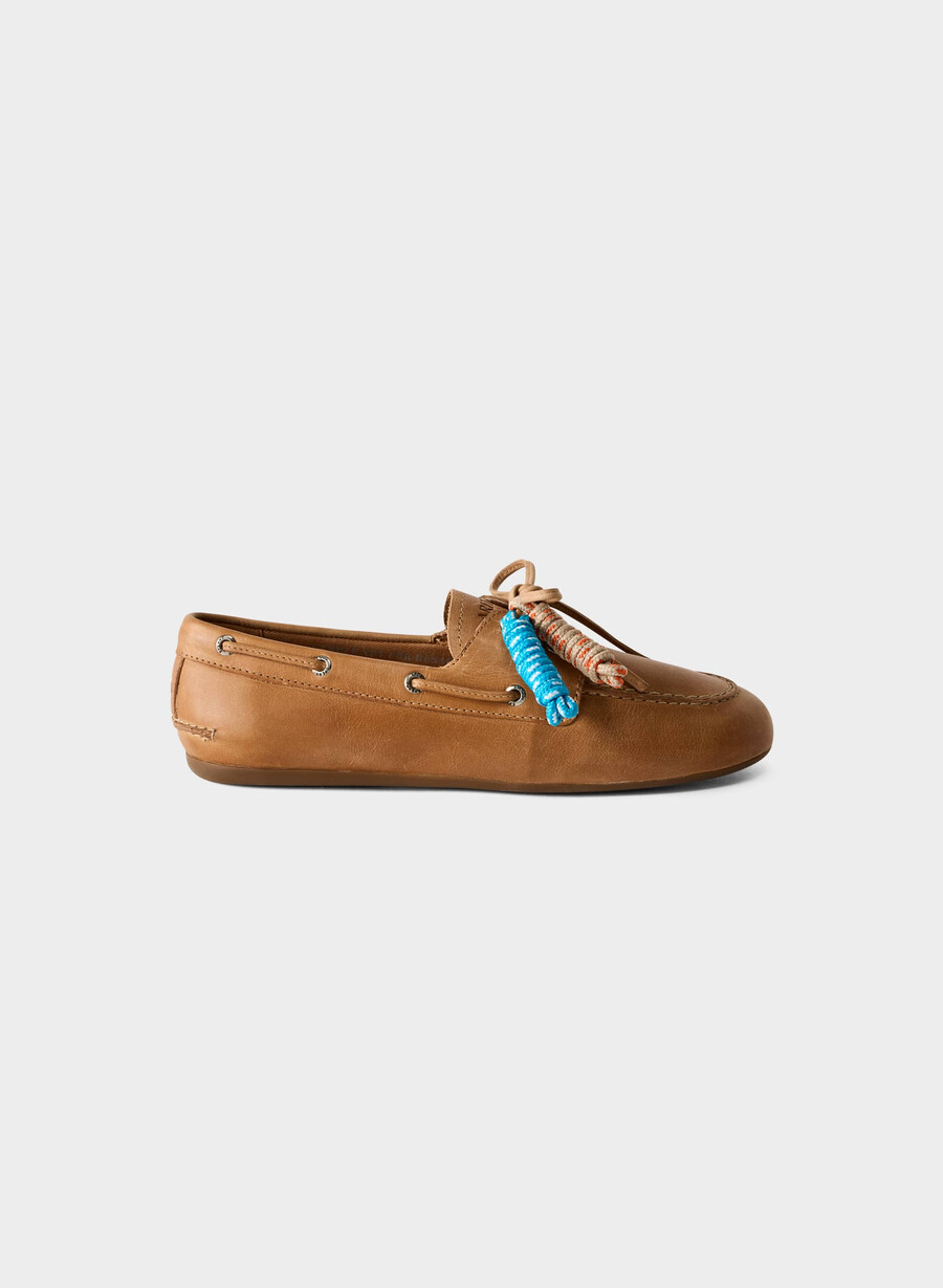 sperry x aritzia slim bootsschuh – glattleder sahara sand