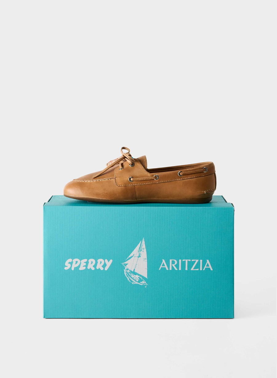 sperry x aritzia slim bootsschuh – glattleder sahara sand