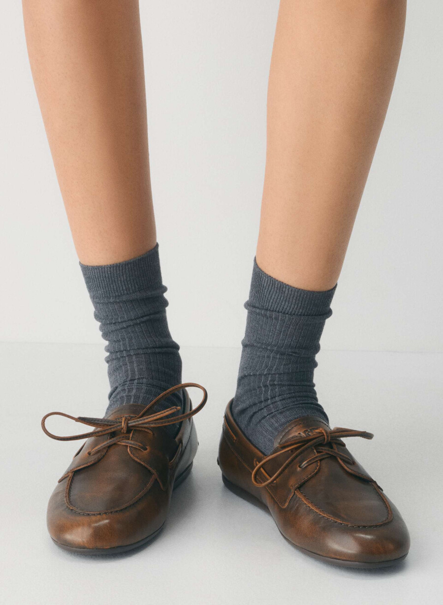 sperry x aritzia slim bootsschuh - glattleder distressed choc brow