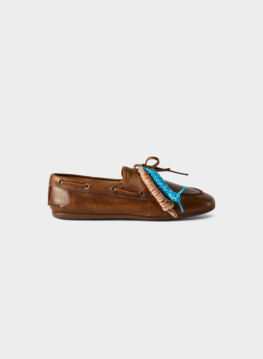 sperry x aritzia slim bootsschuh - glattleder distressed choc brow