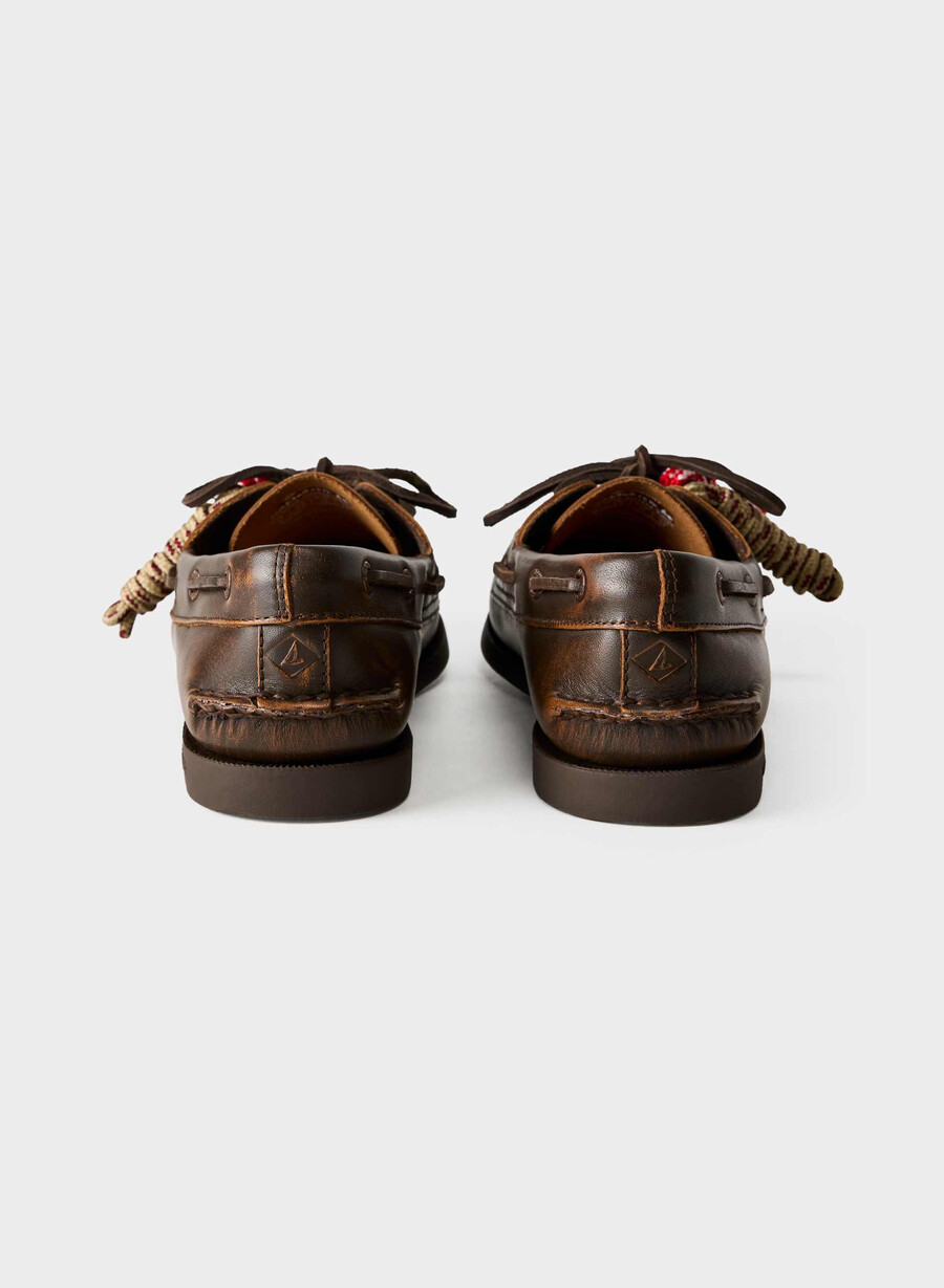 sperry x aritzia ao bootsschuh – glattleder used-look rotbraun