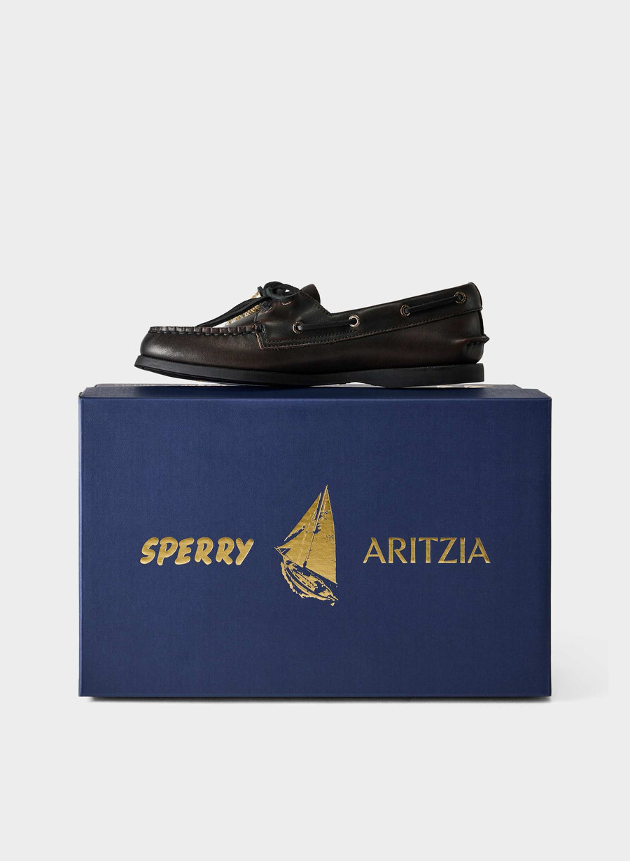 sperry x aritzia ao bootsschuh – glattleder used-look schwarzbraun