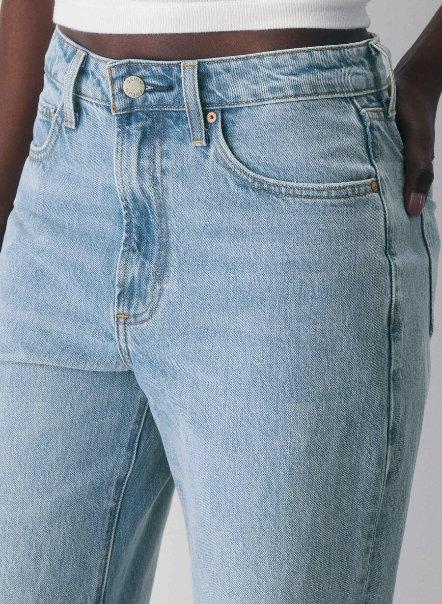 denim forum die farrah curve-fit hi-rise wide jeans 5 jahre kiss n tell bl