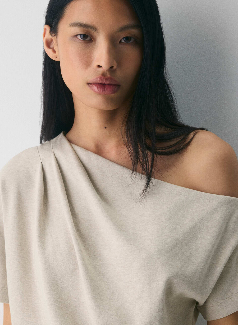 interlock cotton script top heather ecru