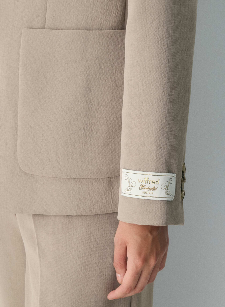 augusta blazer – crepette nomad taupe