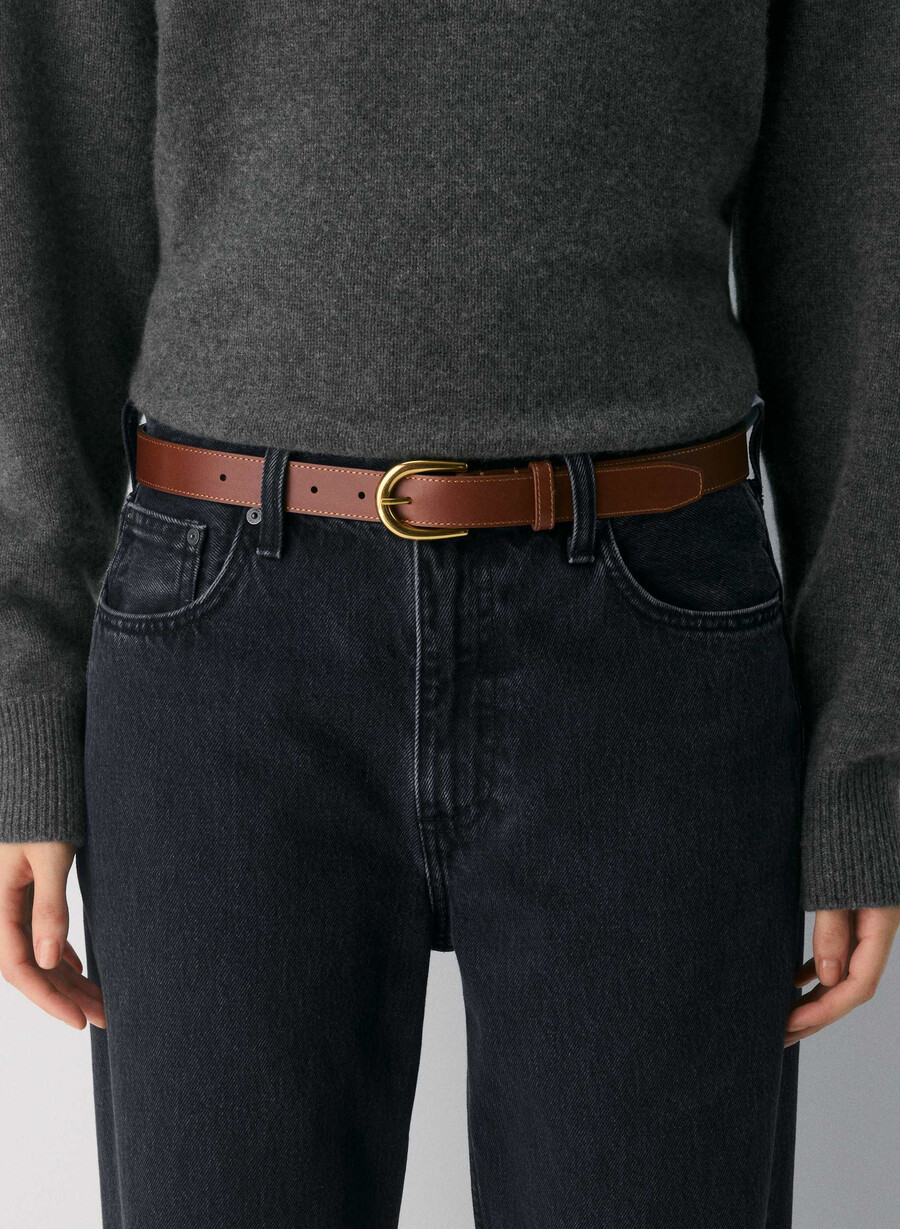 akzentgürtel aus massivem messing und leder rohbraungold