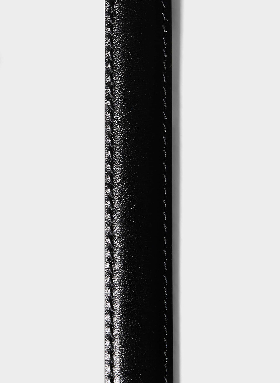 legendärer schmaler gürtel aus massivem messing und leder schwarzsilber