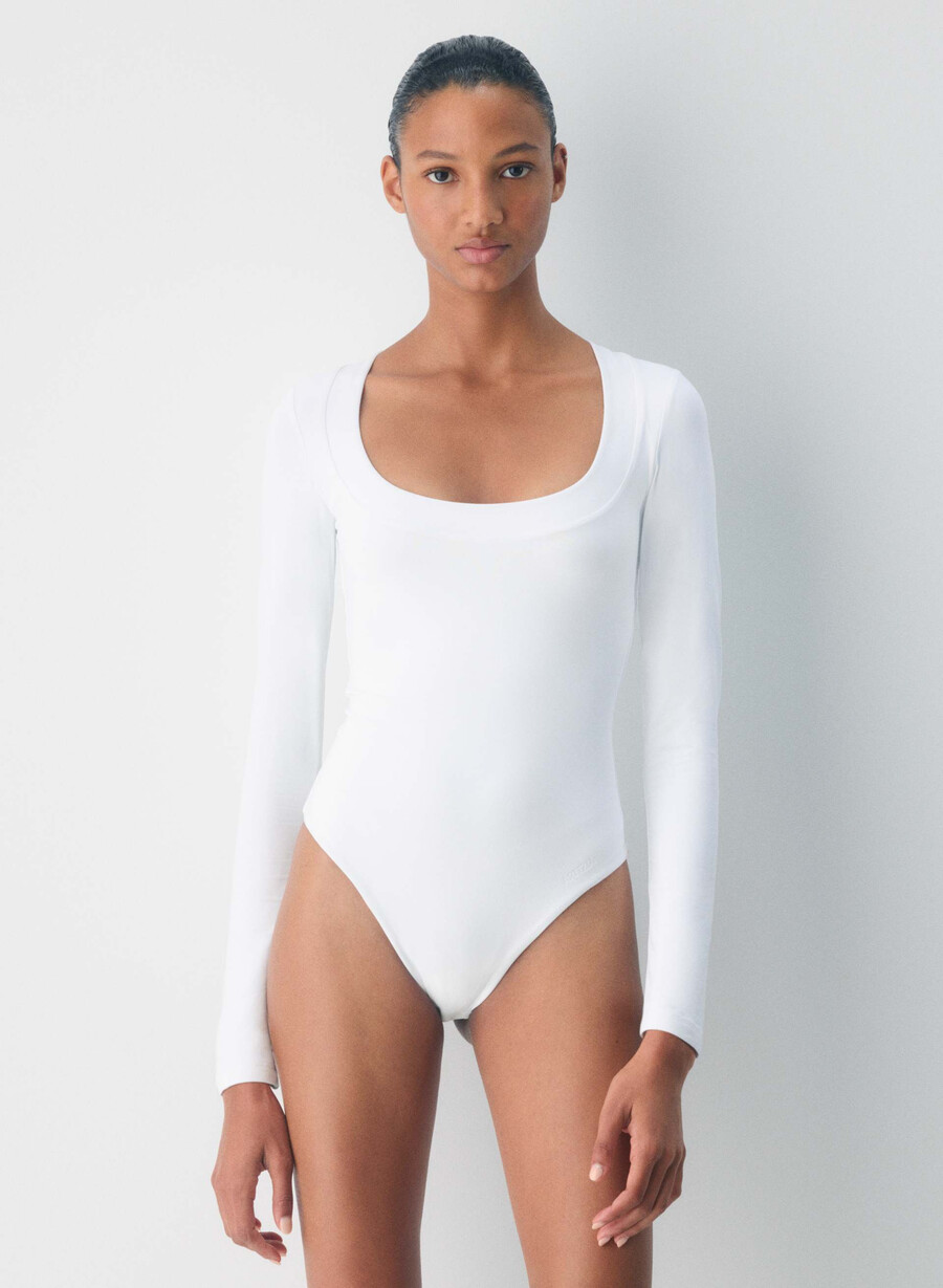 original contour bühnenbody strahlend weiß