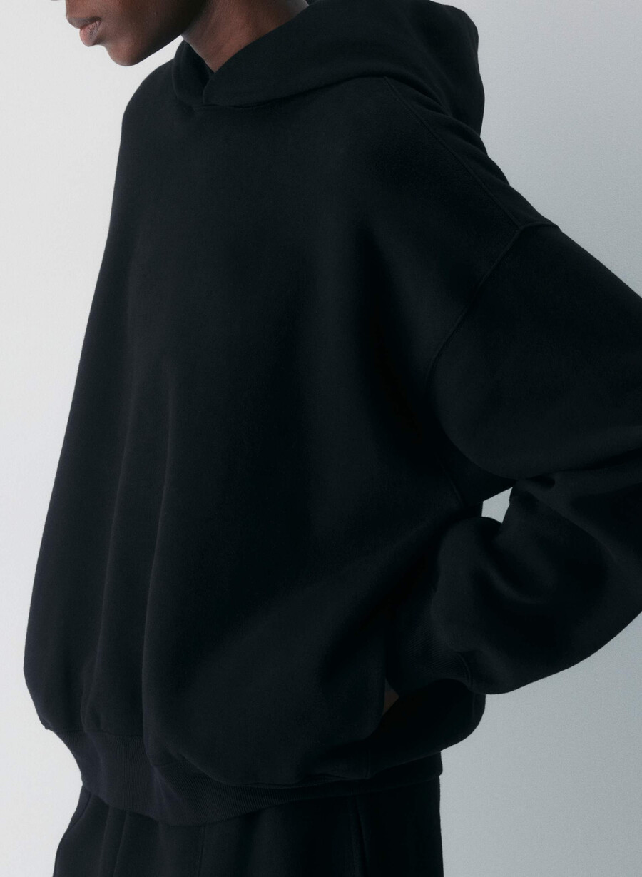 kuscheliger mega-hoodie aus sweatfleece schwarz