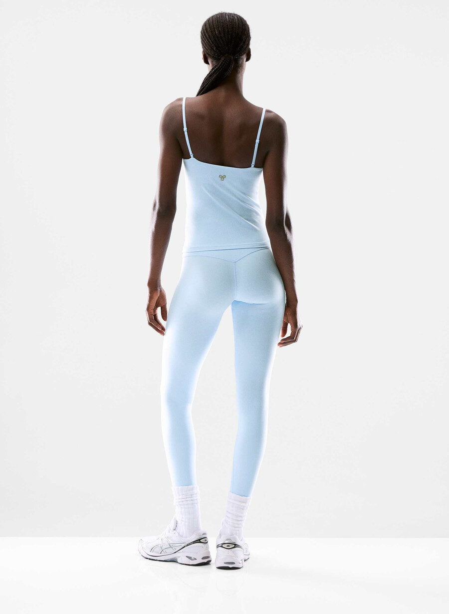 butter agility sports tank villa blau