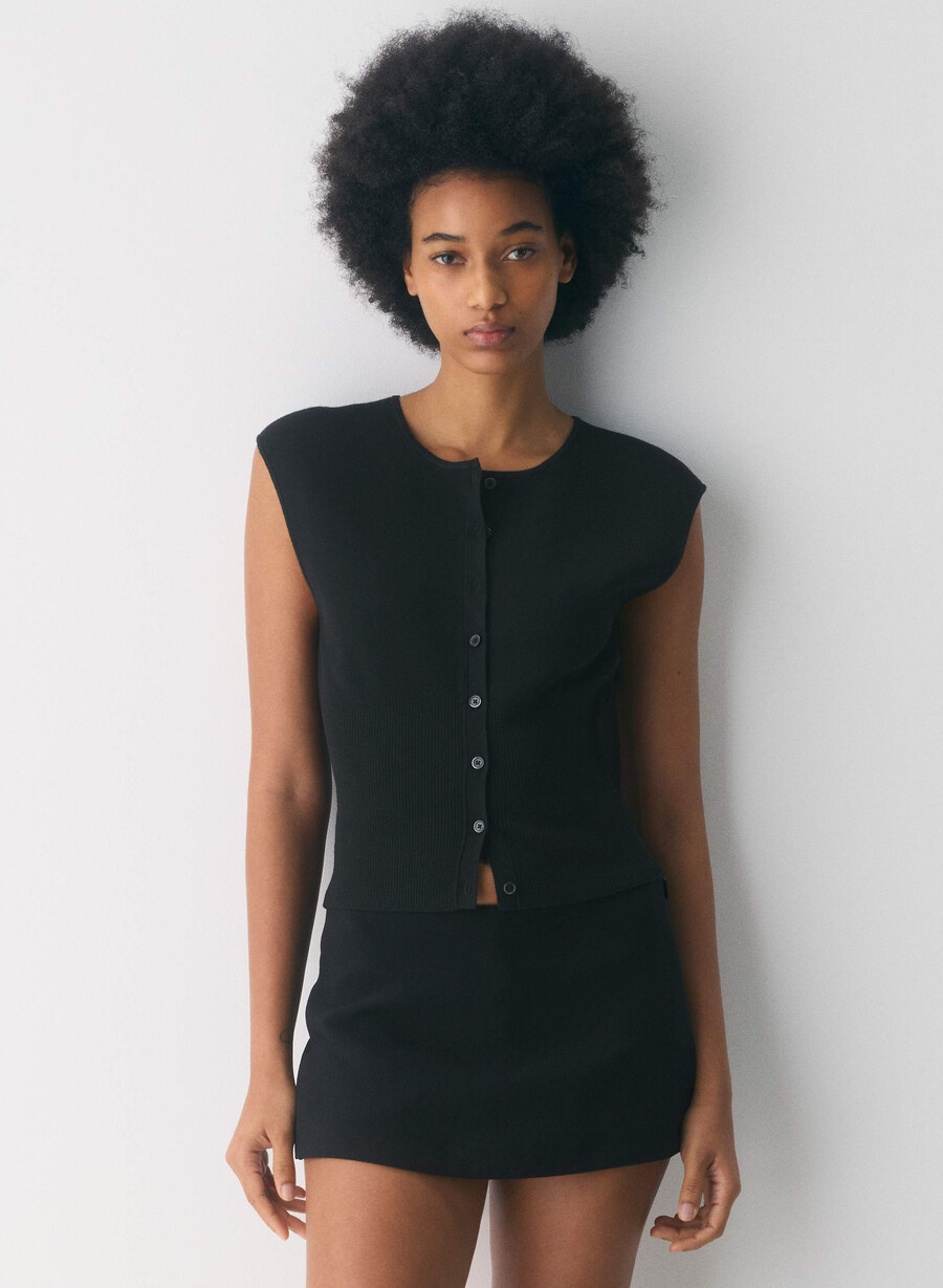 golightly ärmellose strickjacke – wonder yarn schwarz