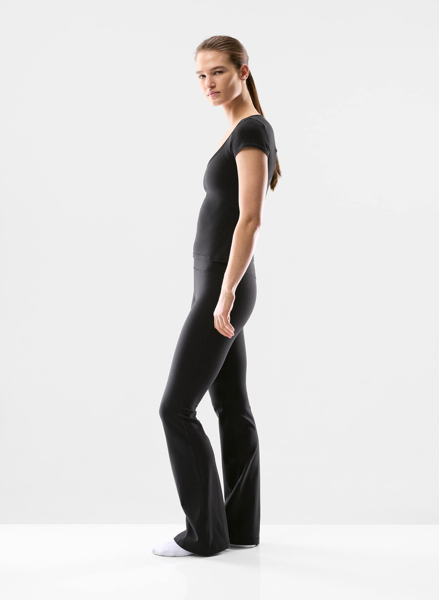 butter cheeky infinite hi flare 32 leggings schwarz