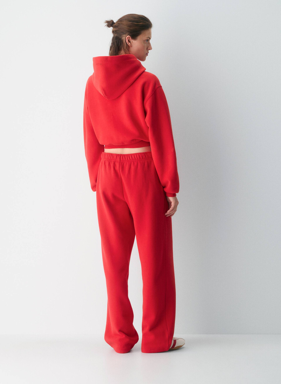 kuscheliger sweatfleece-hoodie in perfektem crop-top blinkend rot