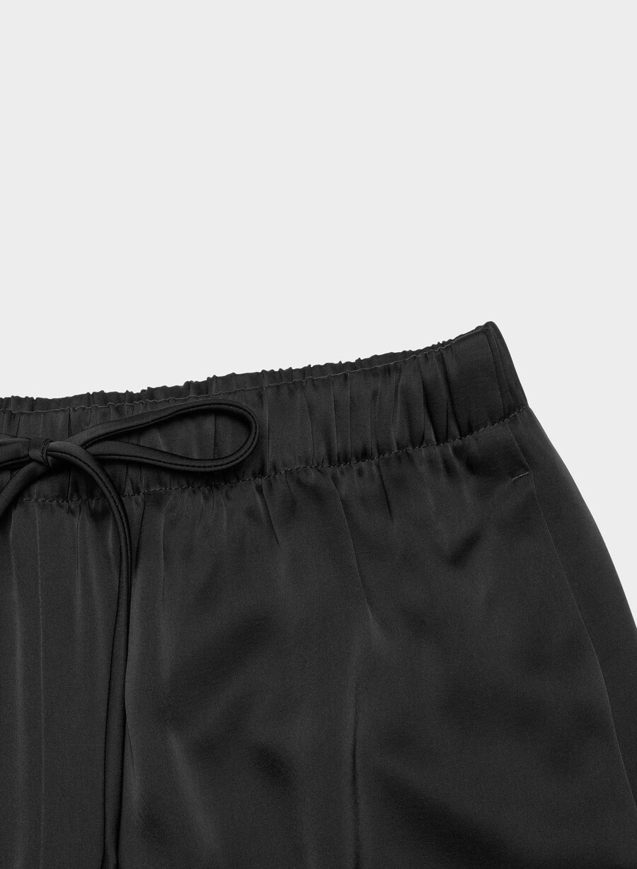 die lodge pant – satin schwarz