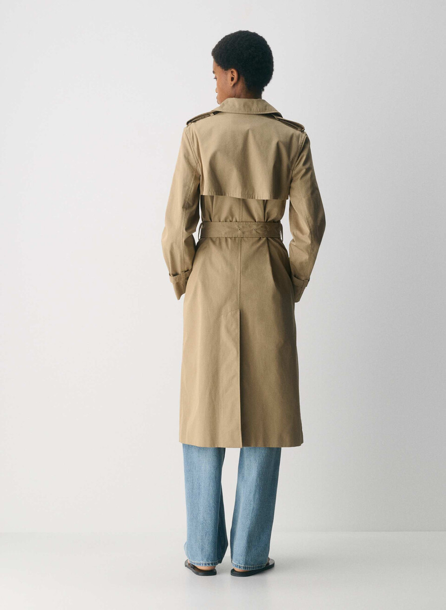 der finch trenchcoat – city twill wicker tan