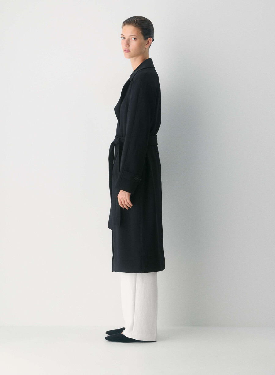 der splendor trenchcoat – crepette schwarz